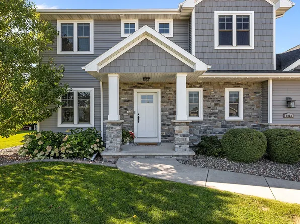 W5063 Natures Way Dr, Sherwood, WI 54169