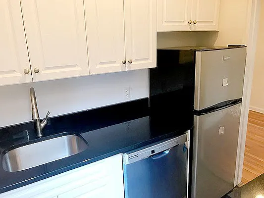 Rented by AJ Clarke | media 32