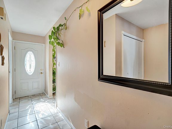 5th image of 11 Manors Drive