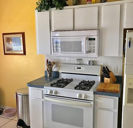 5th image of 2675 Flagami Ln