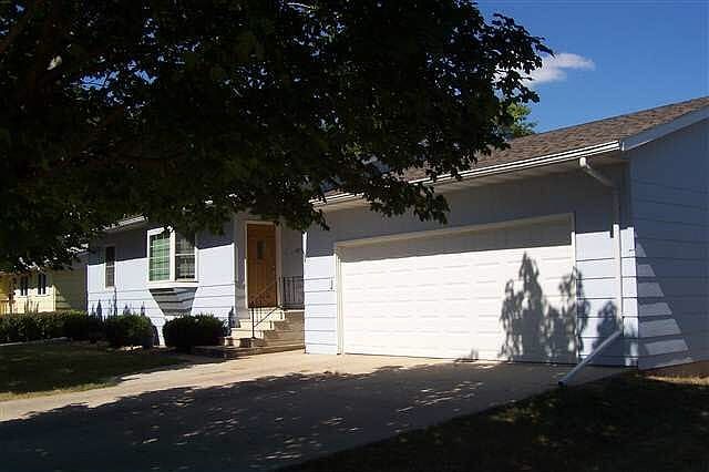 1st image of 1317 Parkside Dr