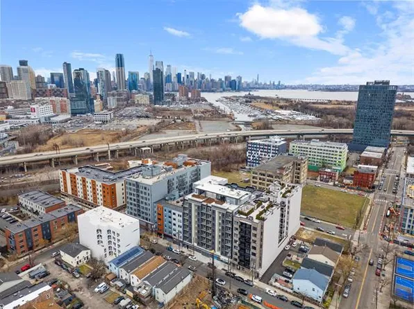 412 Whiton Street image 32 of 34