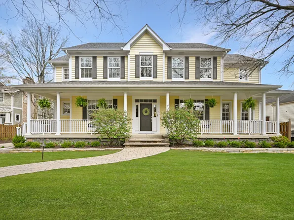 439 Bryant Ave, Glen Ellyn, IL 60137