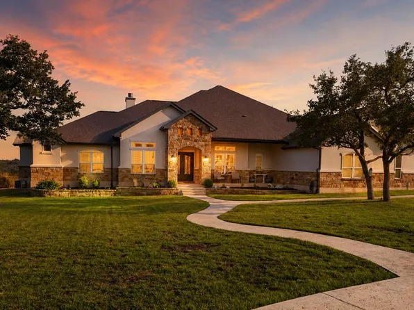 104 Highland Spring Ln, Georgetown, TX 78633