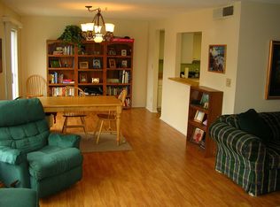 33 Lakes Edge Dr, McDonough, GA 30252