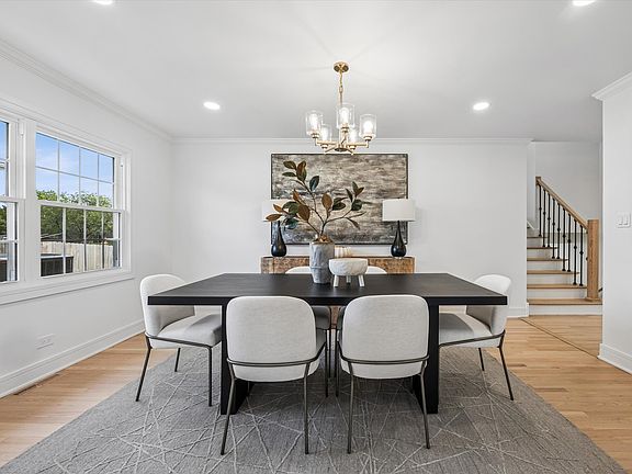 5th image of 7825 Stratford Pl