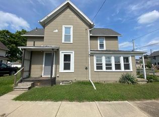 300 3rd St NW, Barberton, OH