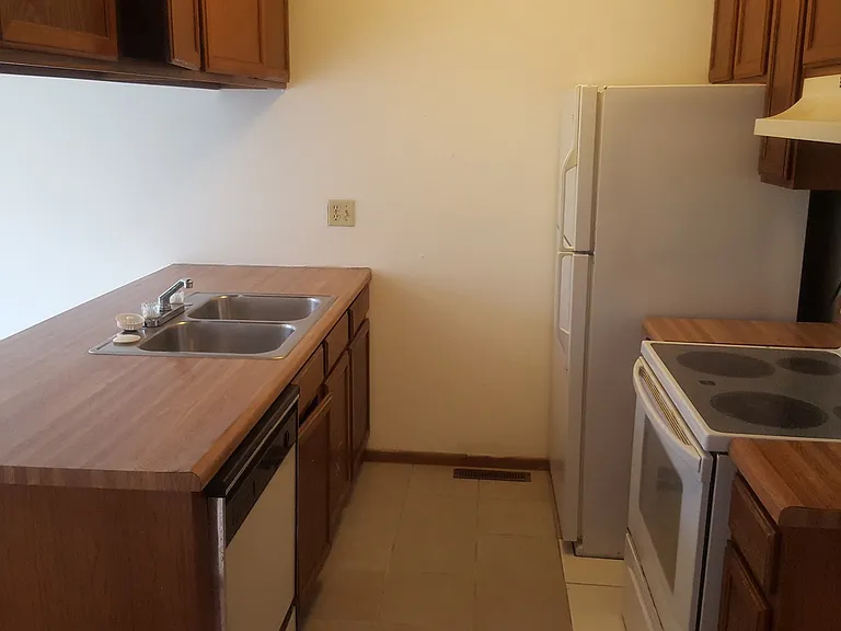 808-810 Clinkscales Rd — Photo 7