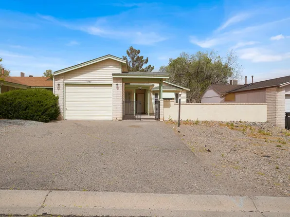 4737 Platinum Dr NE, Rio Rancho, NM 87124