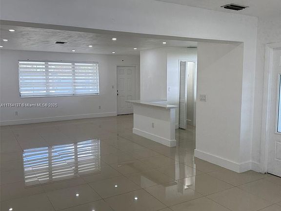 2nd image of 6900 SW 39th St APT 112