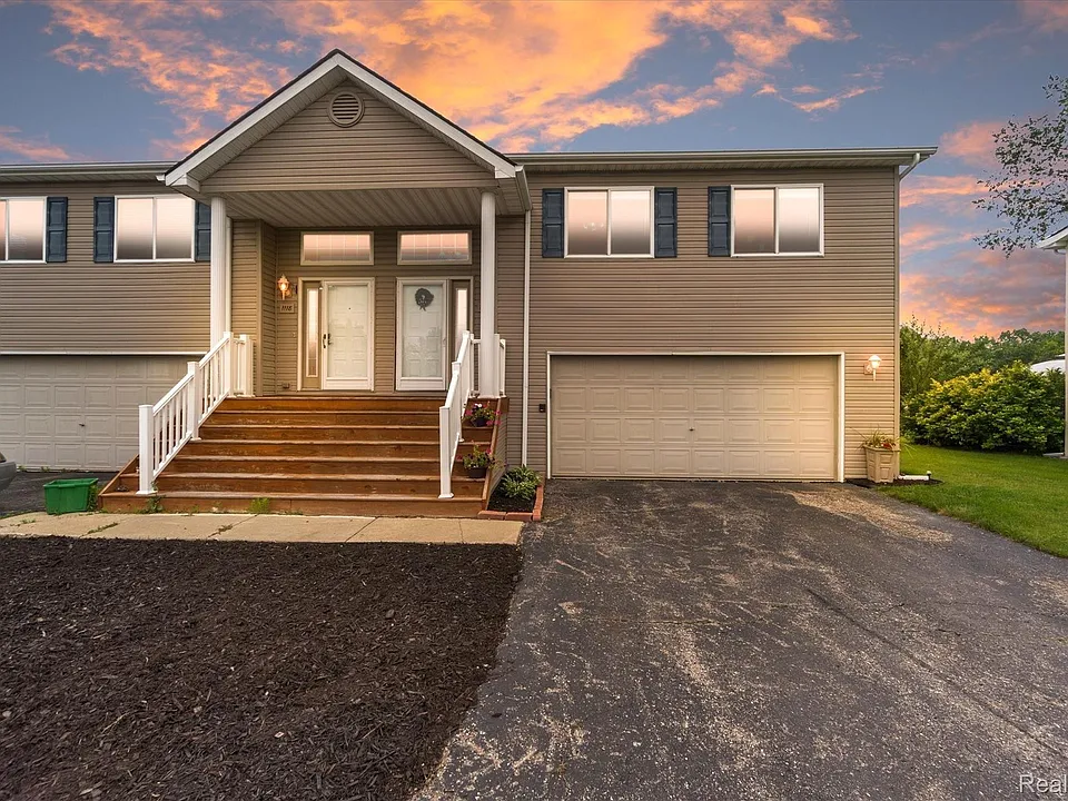 1116 Lakeview Cir