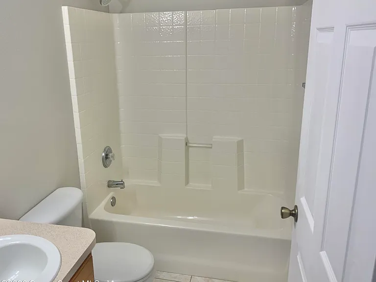 2087 Deercroft Dr — Photo 20