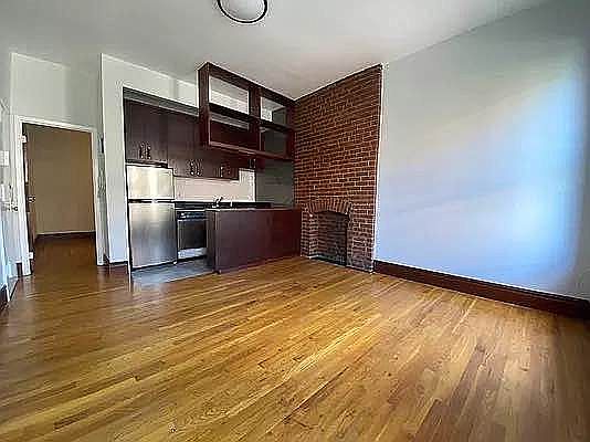 1st image of 24 W 125th St APT 32
