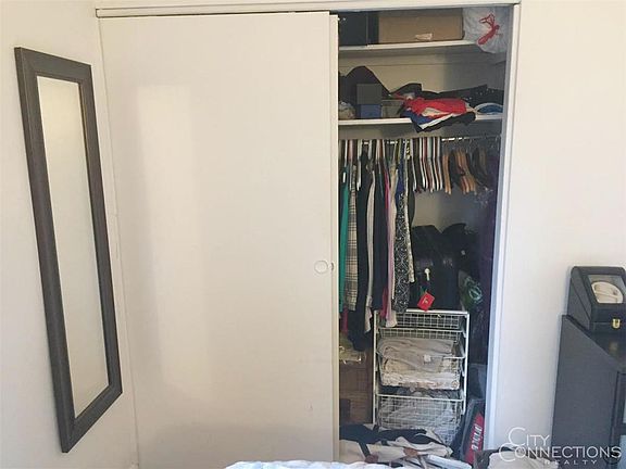 5th image of 235 E 51st St APT 4D