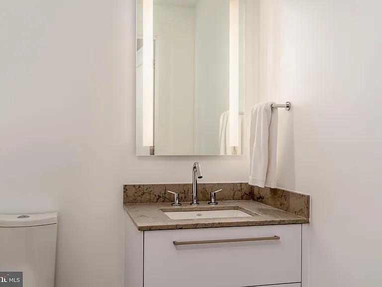 310 Strand St #503 — Photo 19
