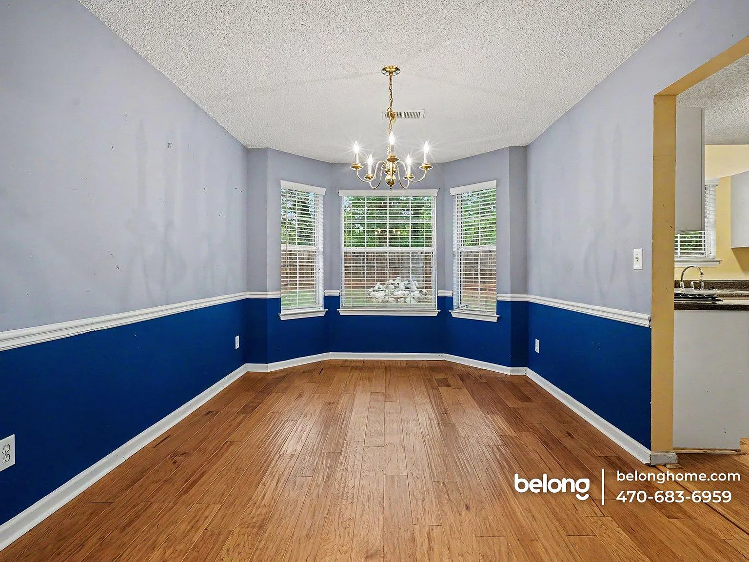 3 bed, 2.5 bath, 1988 sqft, $1,915 — Photo 3