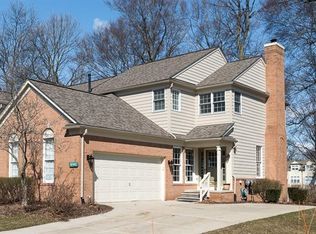 39592 Dun Rovin Dr #67, Northville, MI 48168