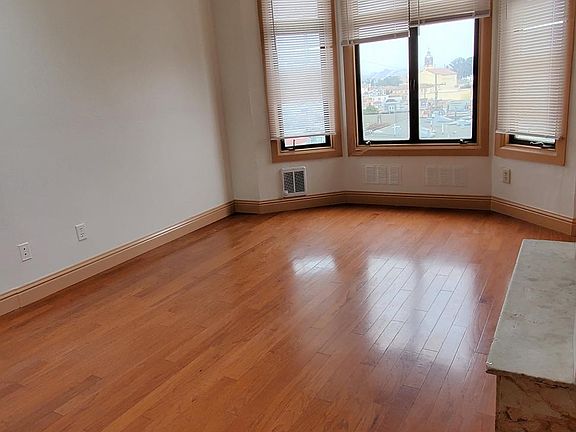 5th image of 810 Taraval St #2