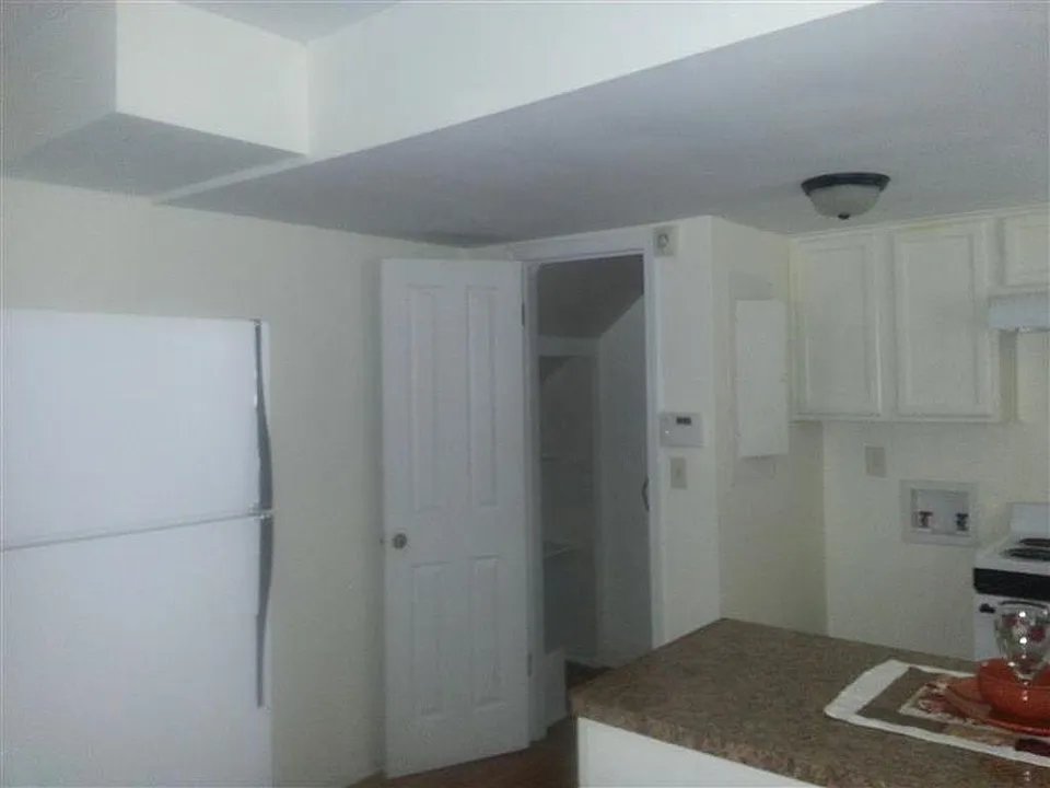 1126 Sexton Dr