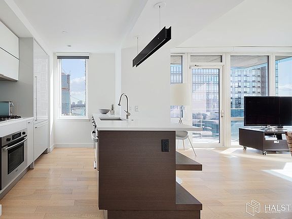 3rd image of 22 N 6th St APT 15K