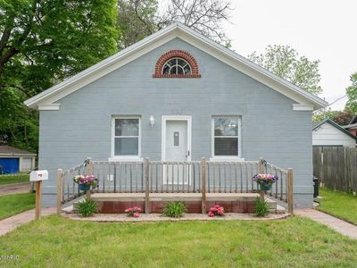 304 McOmber St, Dowagiac, MI, 49047