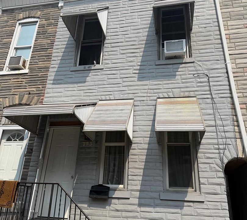 1st image of 725 Moss St