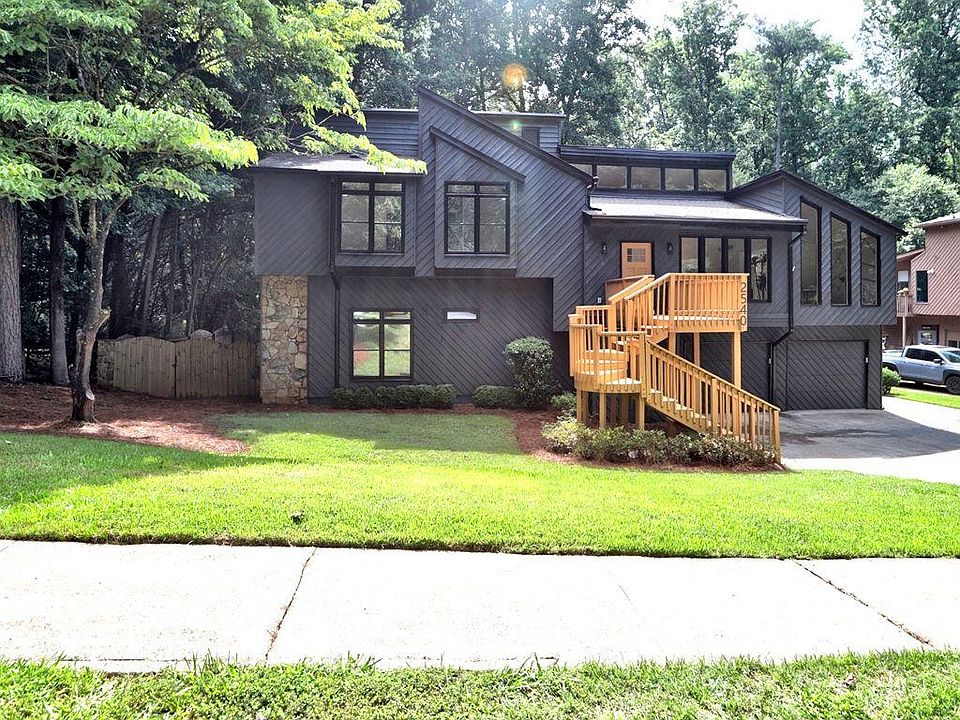1st image of 2540 Rocky Springs Dr