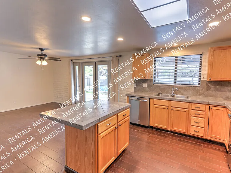 7632 E Sabino Vista Dr — Photo 6
