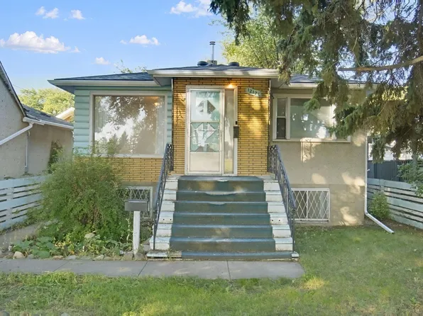 12126 57th St NW, Edmonton, AB T5W 3W1