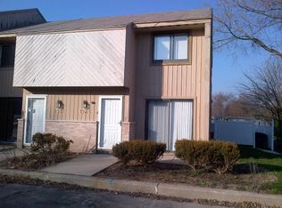 1984 Stanford Ct, Elgin, IL