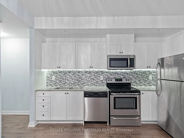 869 Wilson Ave #10 — Photo 13