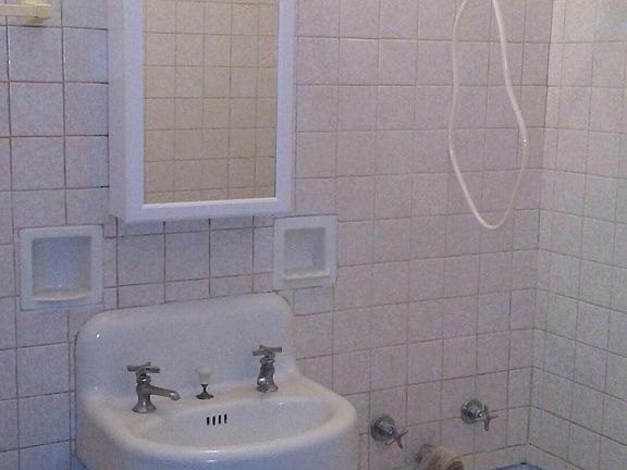 5th image of 1242 W Highland Ave APT 3