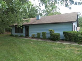 5 Peacock Pl, Howell, NJ 07731