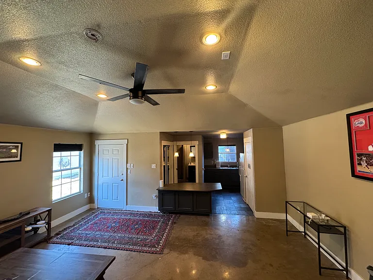 3253 Cockrell Ave — Photo 14