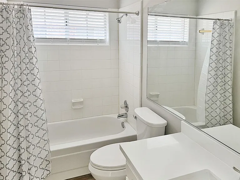 12414 Logan Mill Dr — Photo 26