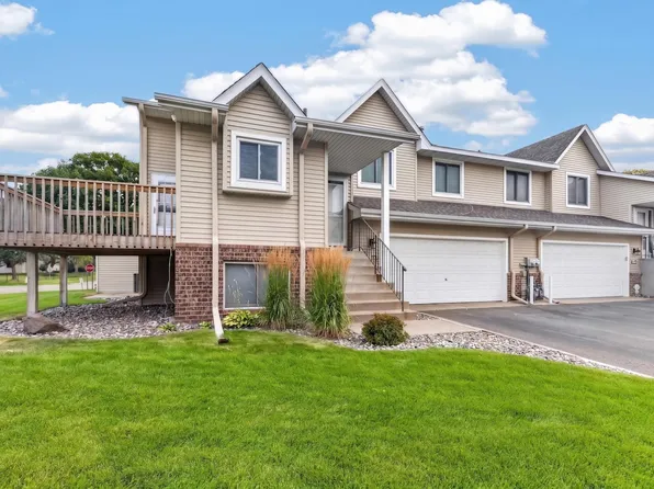 9313 Loch Lomond Ln, Minneapolis, MN 55443