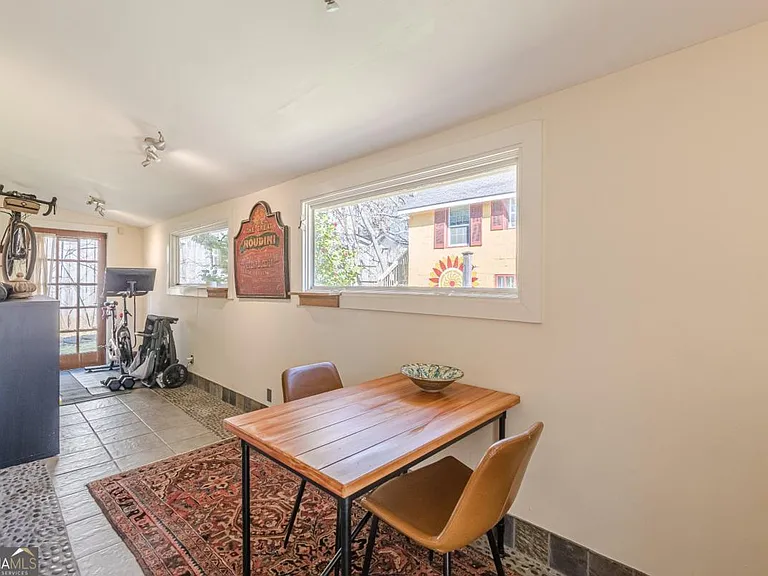 1118 Glenwood Ave SE — Photo 21