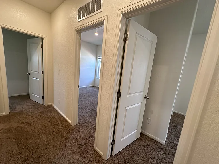 525 Quincy Rr Ave — Photo 11