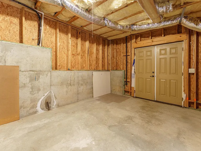 214 Chandler Walk — Photo 58