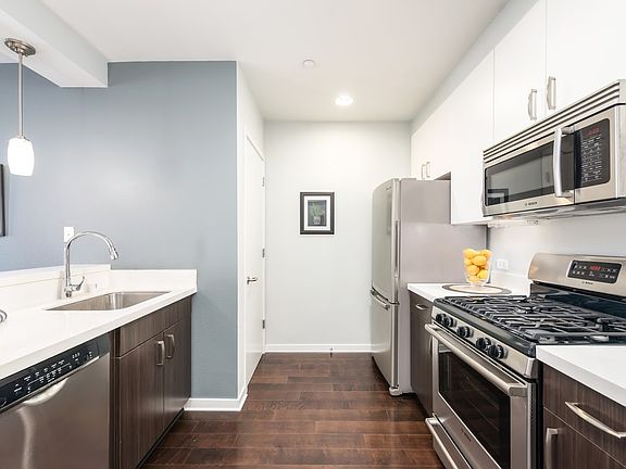 5th image of 555 Bartlett St APT 311