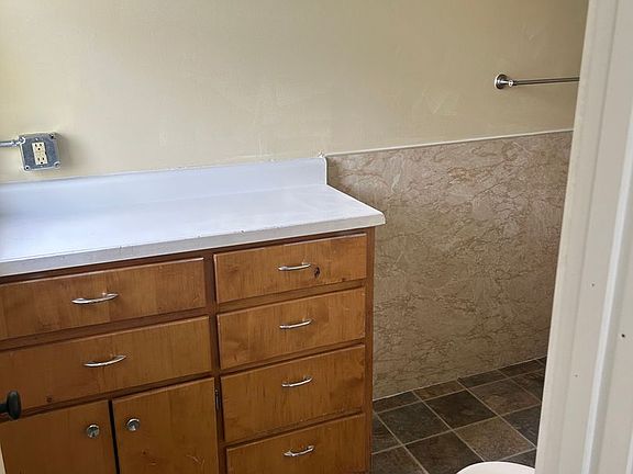 3rd image of 1408 Washington Ave #4