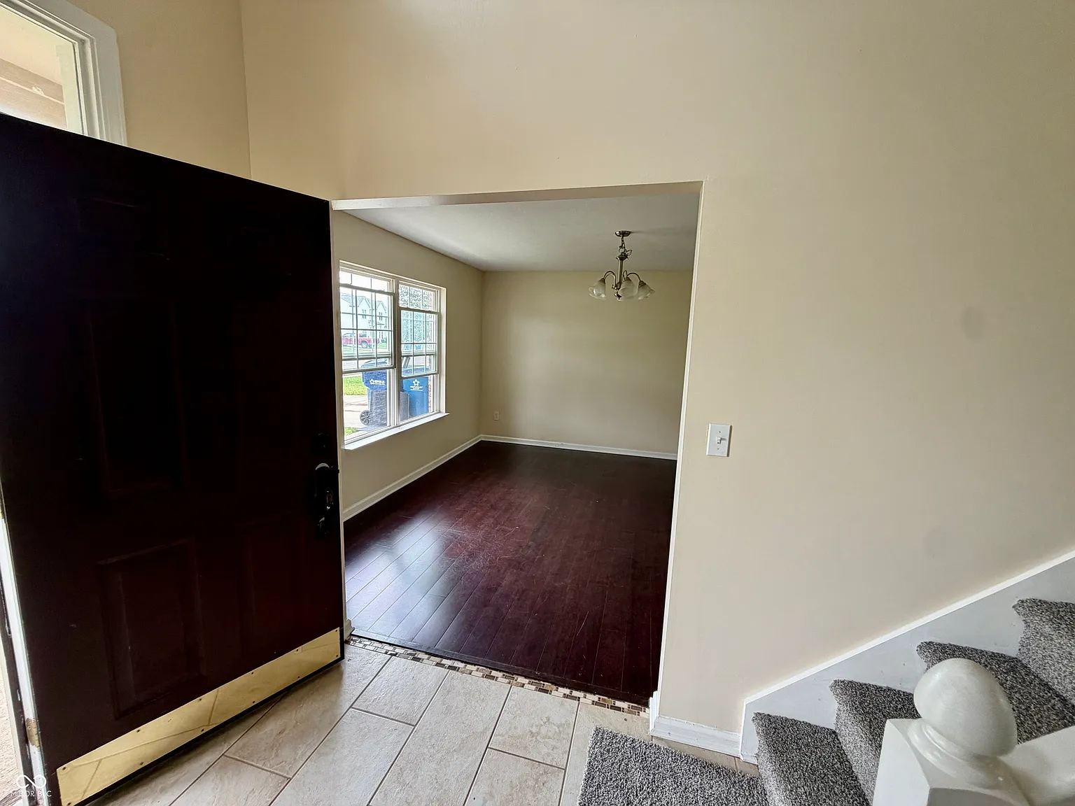 5 bed, 3.0 bath, 3648 sqft, $2,975 — Photo 4