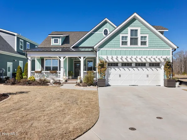 3358 Island Lakes Drive, Oak Island, NC 28461