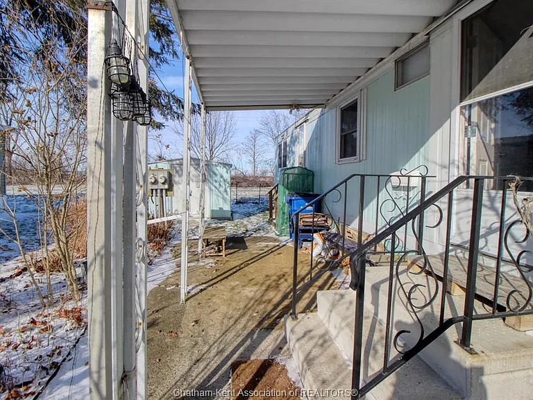 88 Essex Ct — Photo 19