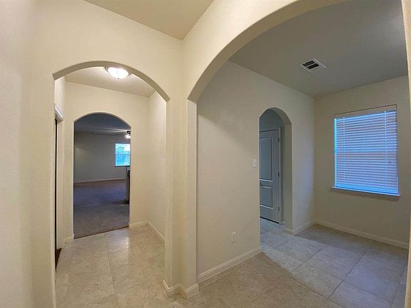 4th image of 1620 Blackburn Way