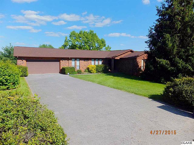 1st image of 1875 Seven Oaks Dr