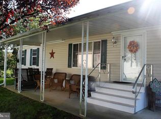 704 Pine Blvd, New Providence, PA 17560