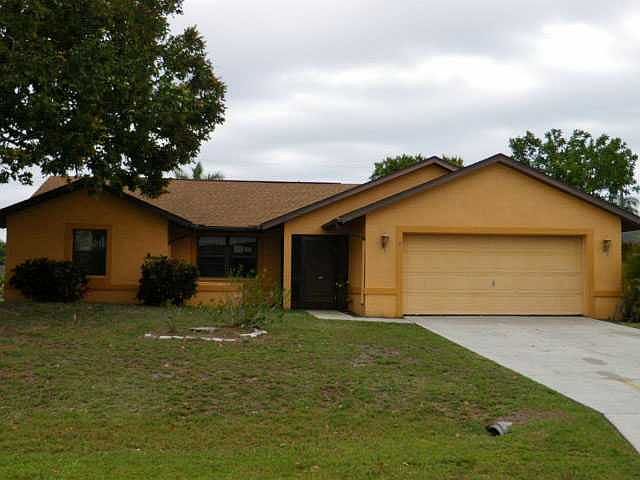 1st image of 613 SE 21st Ln