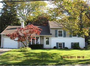 4 Hearthstone Way, New Windsor, NY 12553
