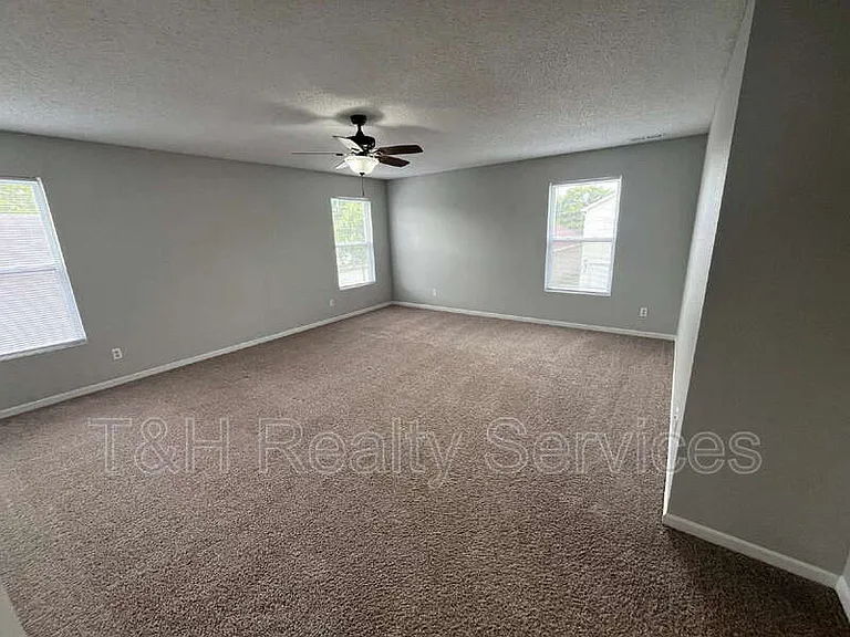14235 Clapboard Dr — Photo 9